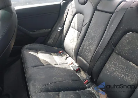 2019 Tesla Model 3 z USA, uszkodzony, nr VIN 5YJ3E1EA0KF394514